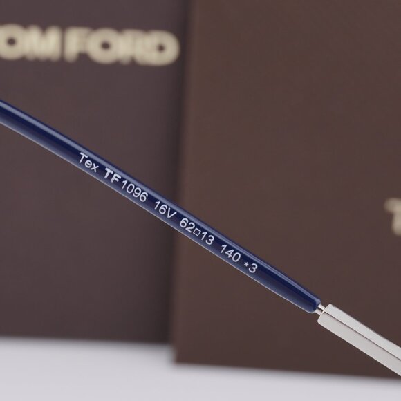Tom Ford Tex FT1096 16V Aviator Sunglasses - Palladium/Blue - Picture 10 of 10